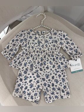 🤍 Newborn Organic Cotton Little Planet Blue Floral Smocked Baby Set NWT